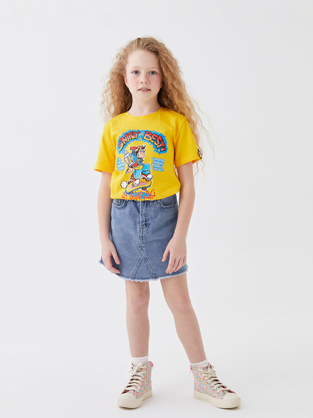 Sarı Bisiklet Yaka Nostaljik Maymun Baskılı Kısa Kollu Unisex Çocuk Tişört-4