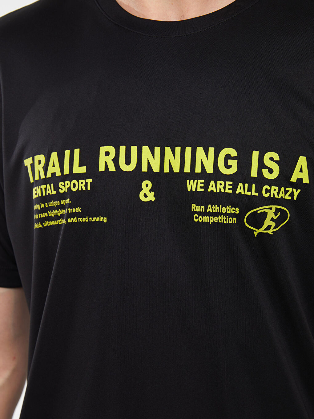 Siyah Bisiklet Yaka Kısa Kollu Baskılı Erkek Tişört-3