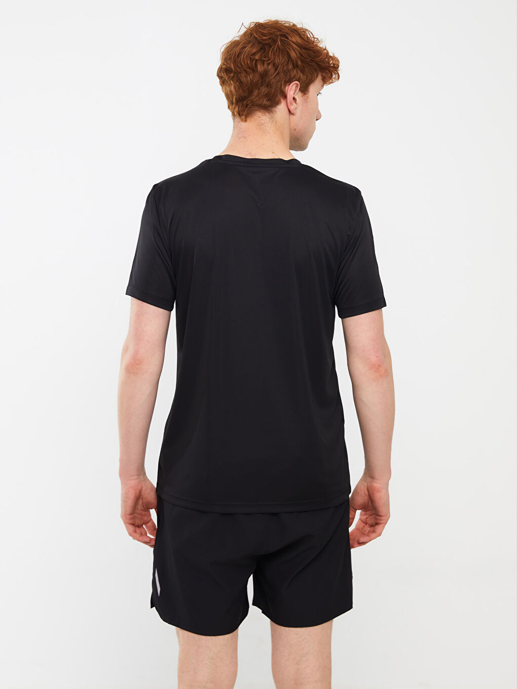 Siyah Bisiklet Yaka Kısa Kollu Baskılı Erkek Tişört-4