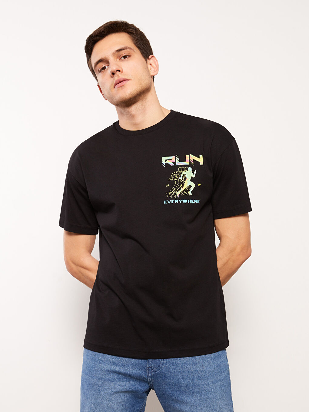 Siyah Oversize Bisiklet Yaka Kısa Kollu Baskılı Penye Erkek Tişört