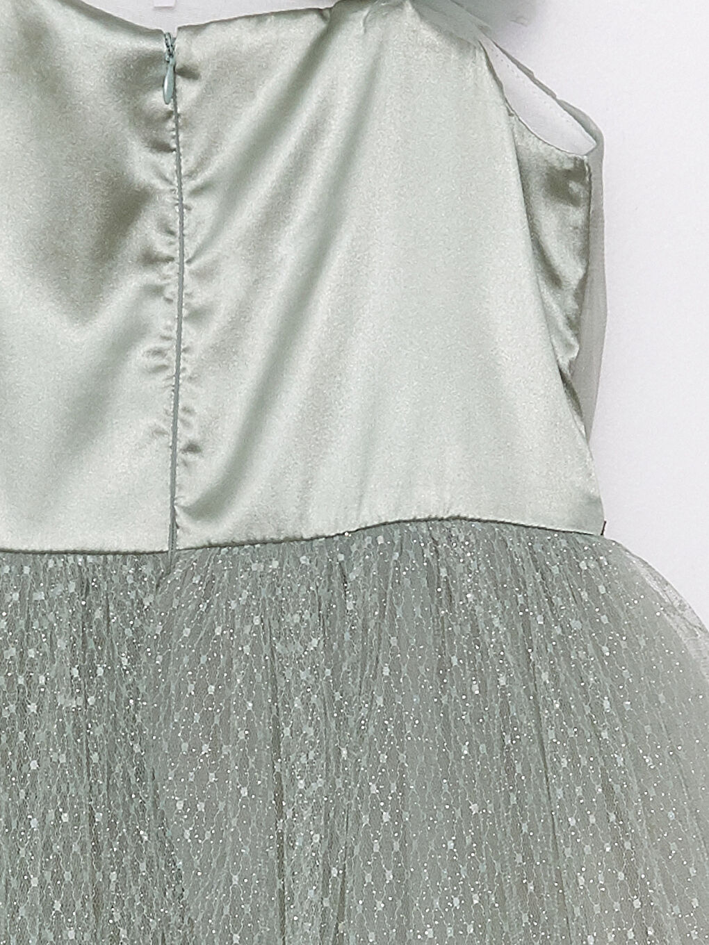 Yeşil Fırfır Detaylı Kız Çocuk Tüllü Elbise-3