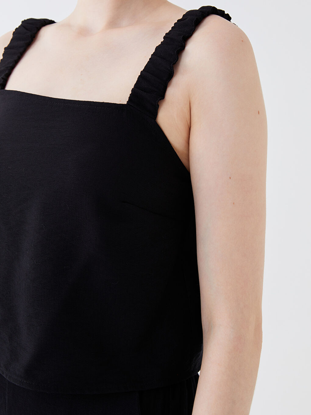 Square Neck Plain Strappy Crop Linen-Look Women's Blouse -S3IA52Z8-CVL