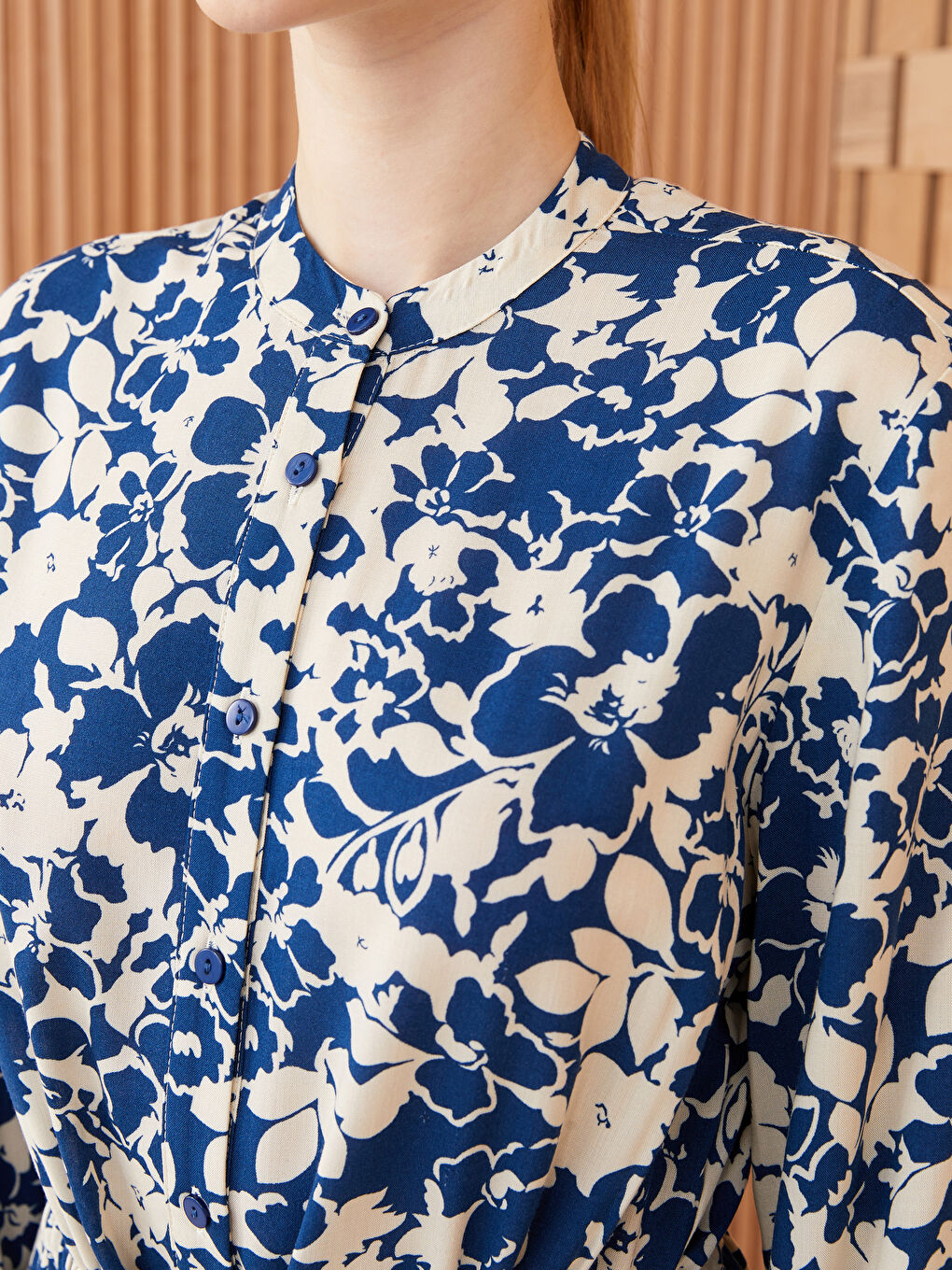 فستان قميص بياقة قمع مُزهر كم طويل للسيدات-3