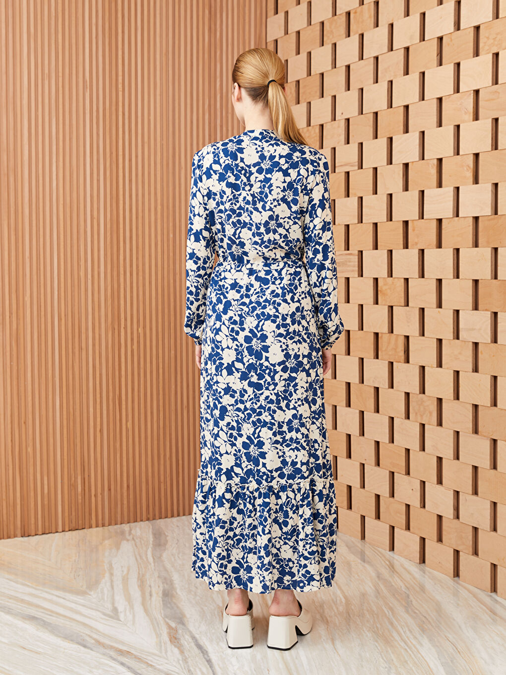 فستان قميص بياقة قمع مُزهر كم طويل للسيدات-4