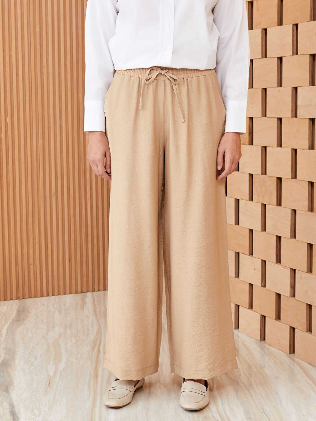Elasticated Waist Plain Wide Leg Women's Trousers-3