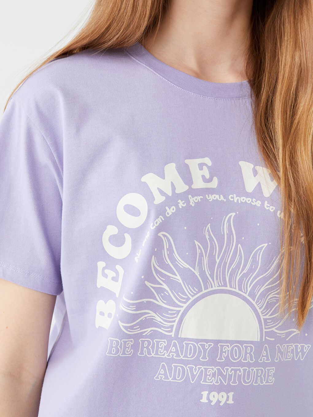 Lila Bisiklet Yaka Baskılı Kısa Kollu Kadın Tişört-3