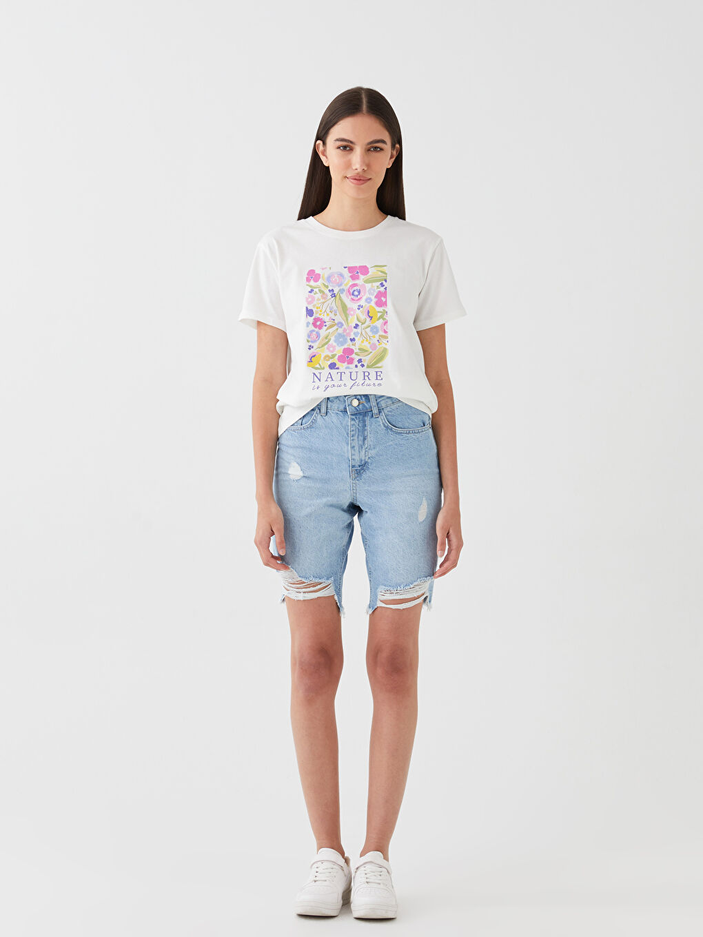 Ekru Bisiklet Yaka Baskılı Kısa Kollu Kadın Tişört-2