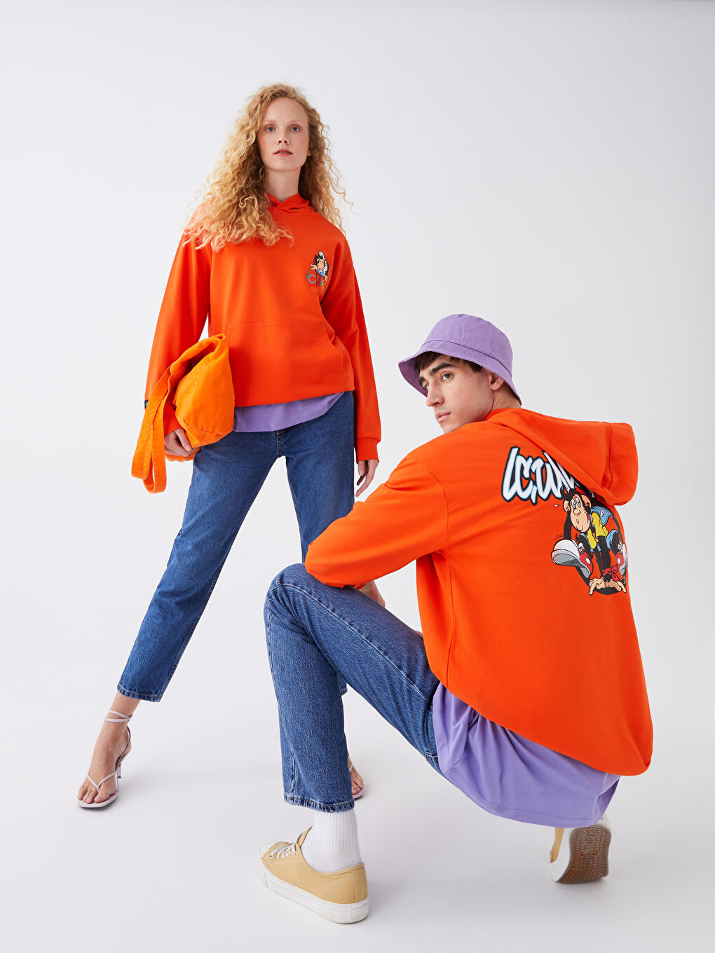 Turuncu Uzun Kollu Nostaljik Maymun Baskılı Erkek Hoodie