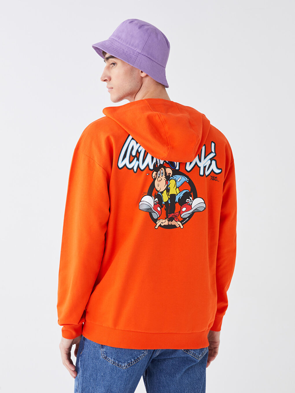 Turuncu Uzun Kollu Nostaljik Maymun Baskılı Erkek Hoodie-9