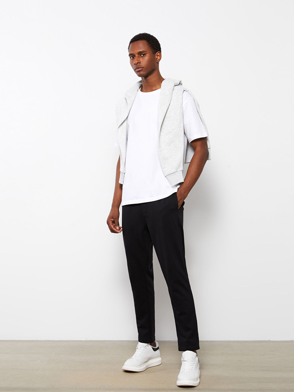 Siyah Slim Fit Erkek Eşofman Altı-1