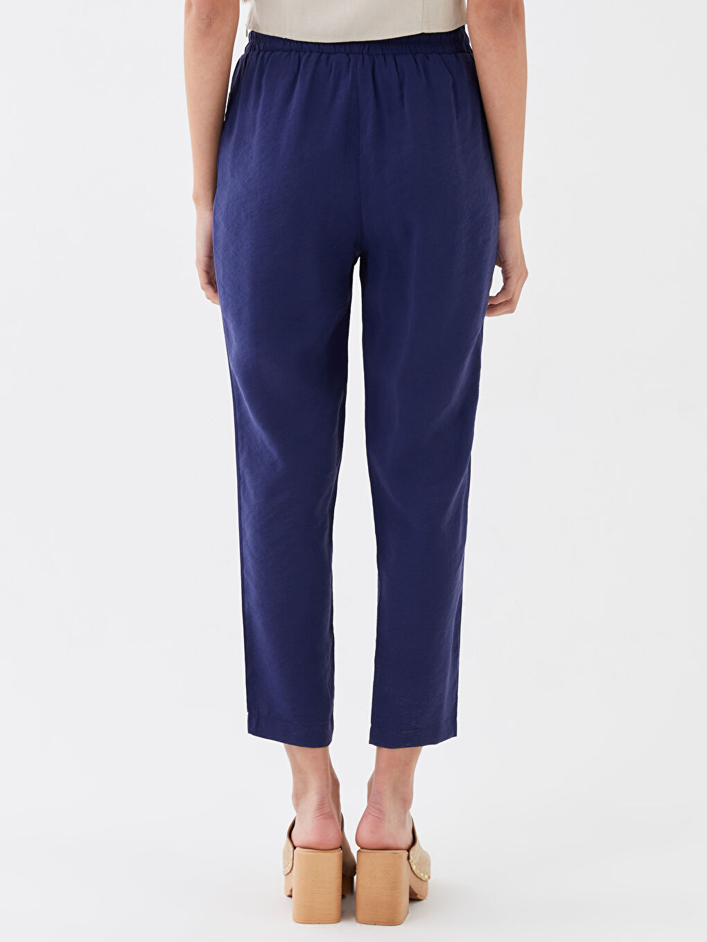 Elastic Waist Carrot Fit Women's Trousers-4