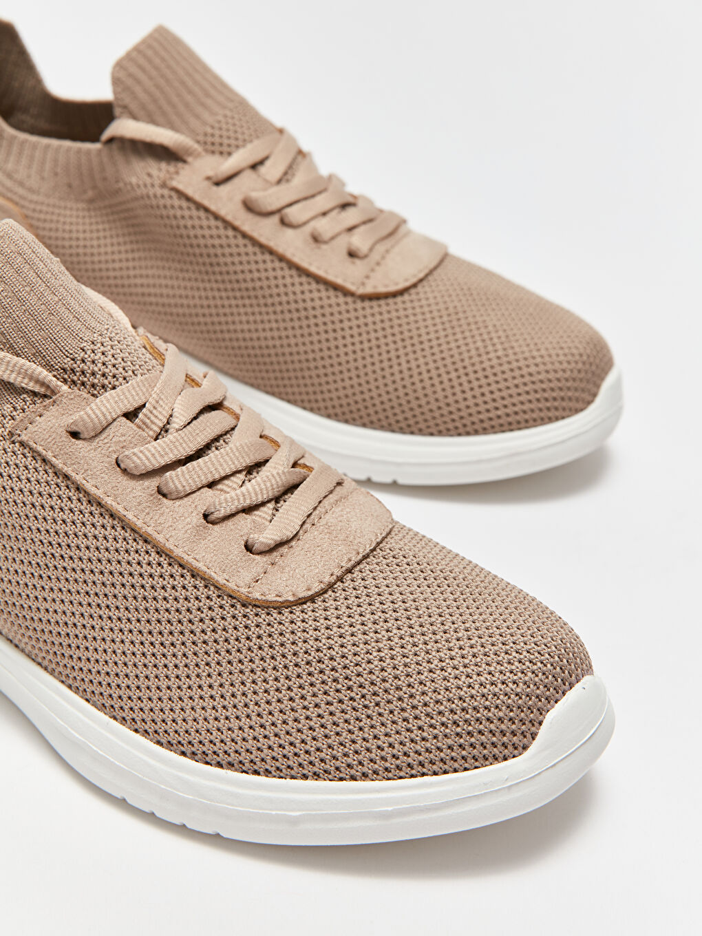 Bej Bağcıklı Kadın Aktif Spor Ayakkabı-2