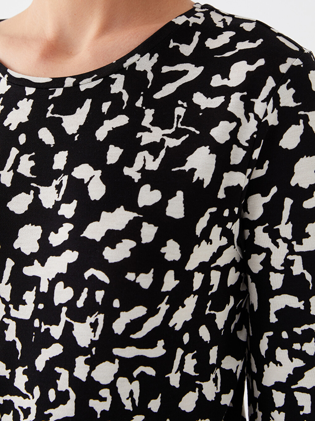 T-shirt À Manches Longues À Motifs Avec Col Rond Pour Femmes-4