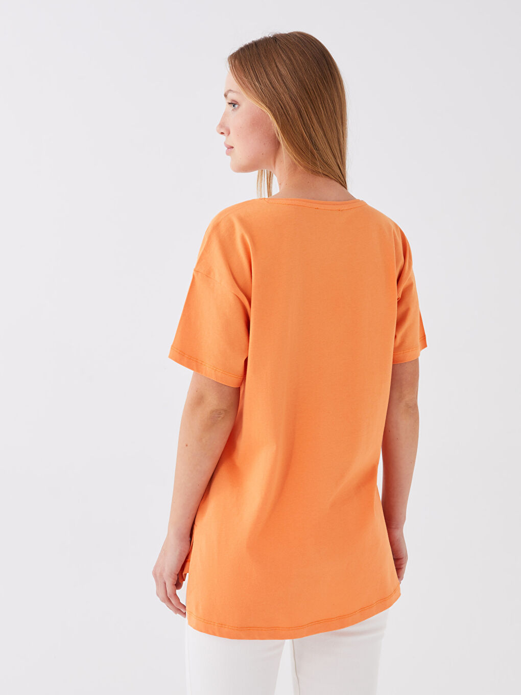Turuncu Bisiklet Yaka Baskılı Kısa Kollu Kadın Tişört-3