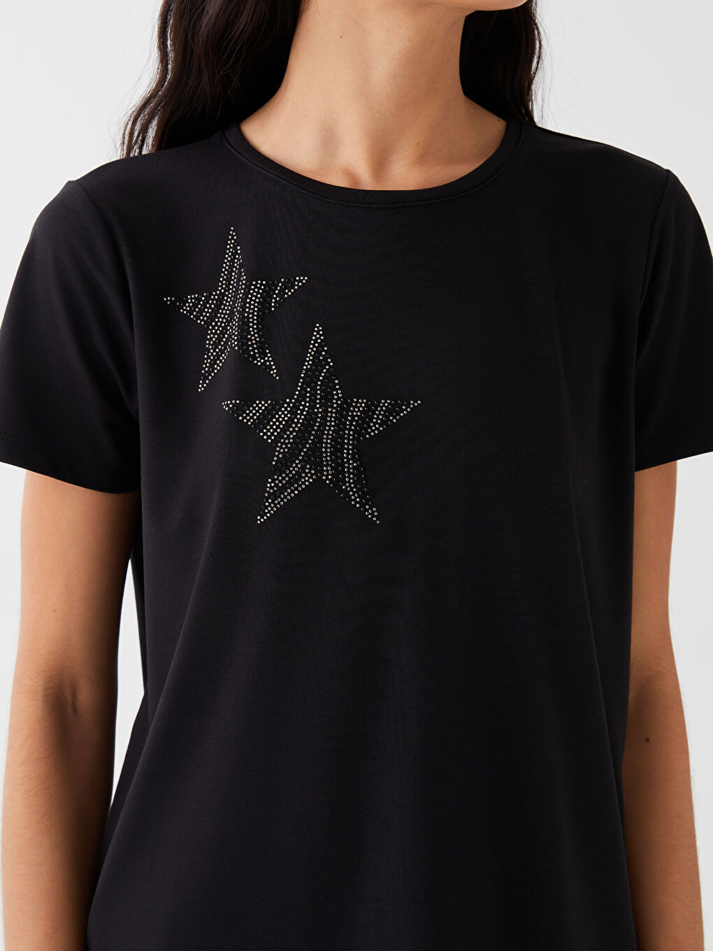 Siyah Bisiklet Yaka Taşlı Kısa Kollu Kadın Tişört-3