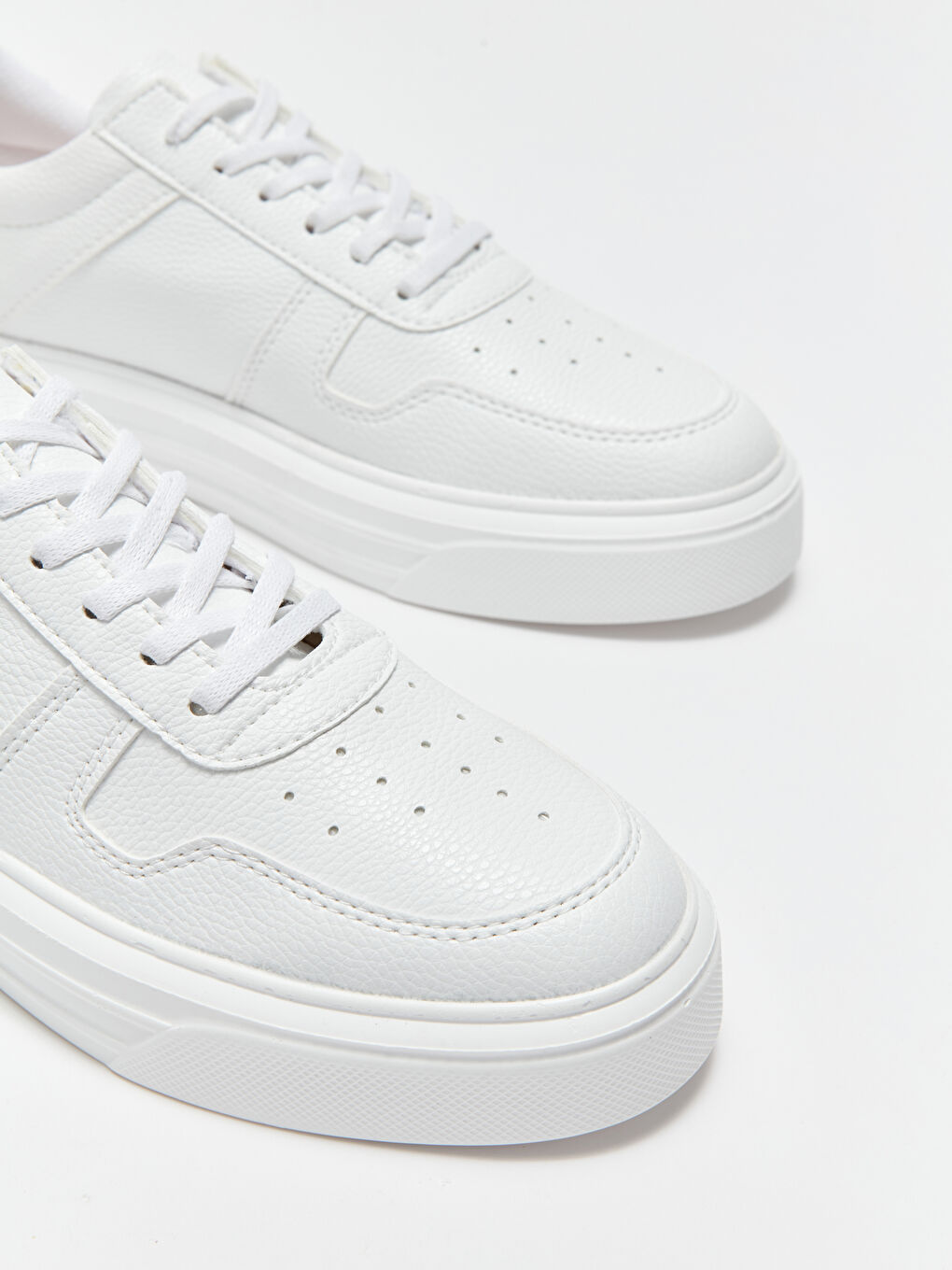 Beyaz Deri Görünümlü Erkek Spor Ayakkabı-2