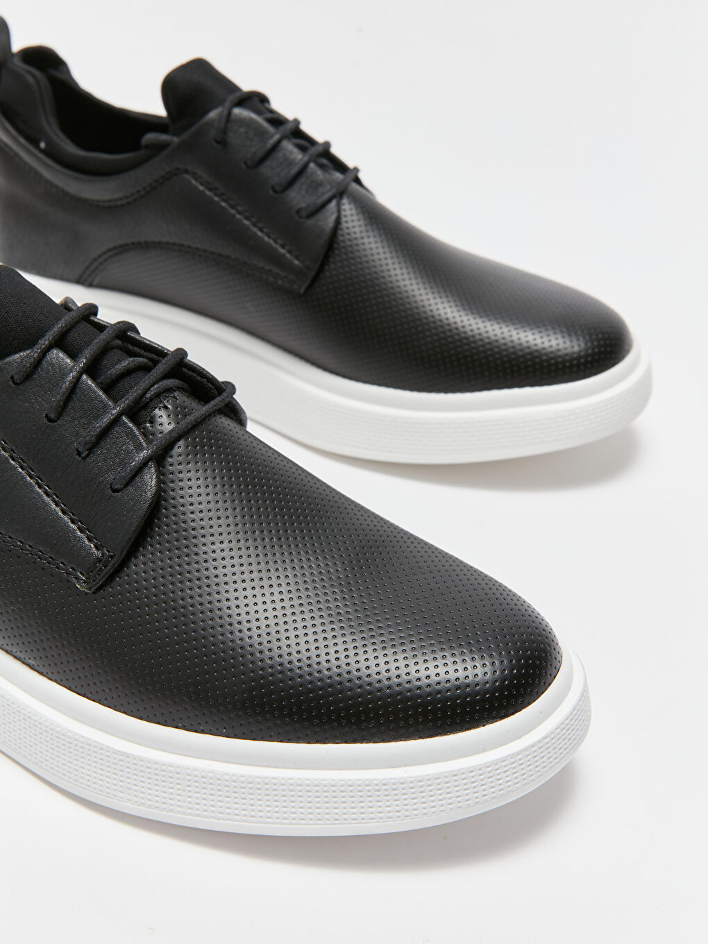 أحذية كلاسيكية جلد صناعي للرجال-2