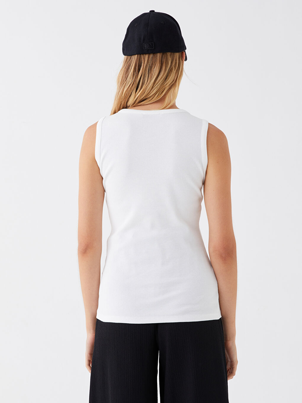 Ekru Kadın Bisiklet Yaka Düz Crop-4