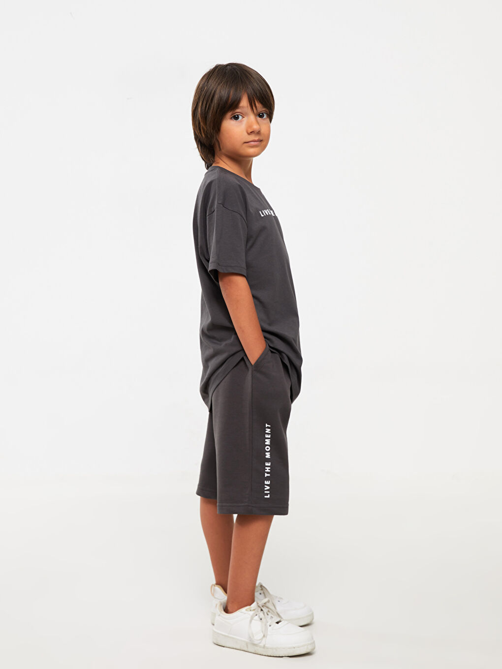 Relaxed Fit Boys' T-Shirt and Shorts-1