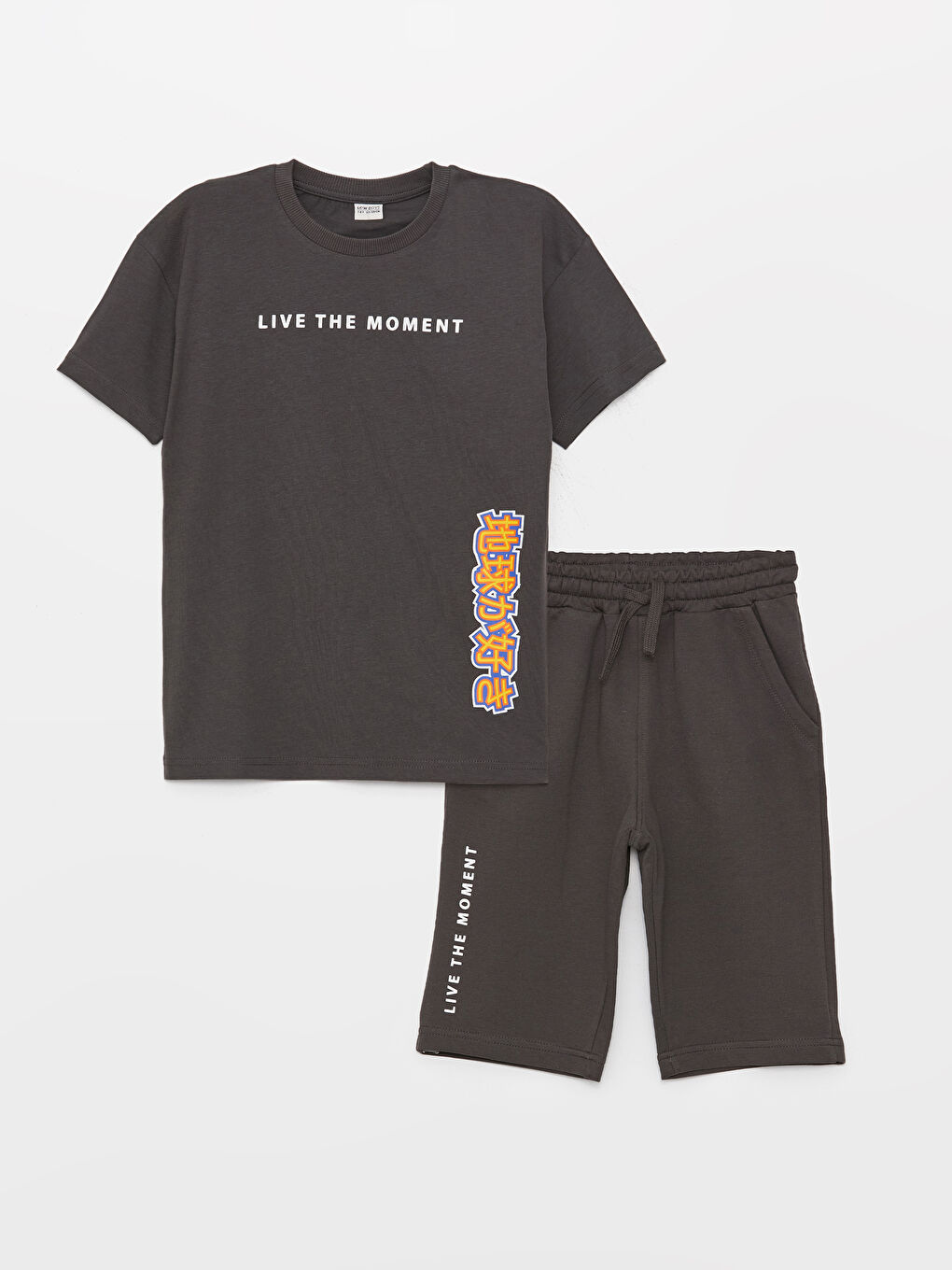 Relaxed Fit Boys' T-Shirt and Shorts-2