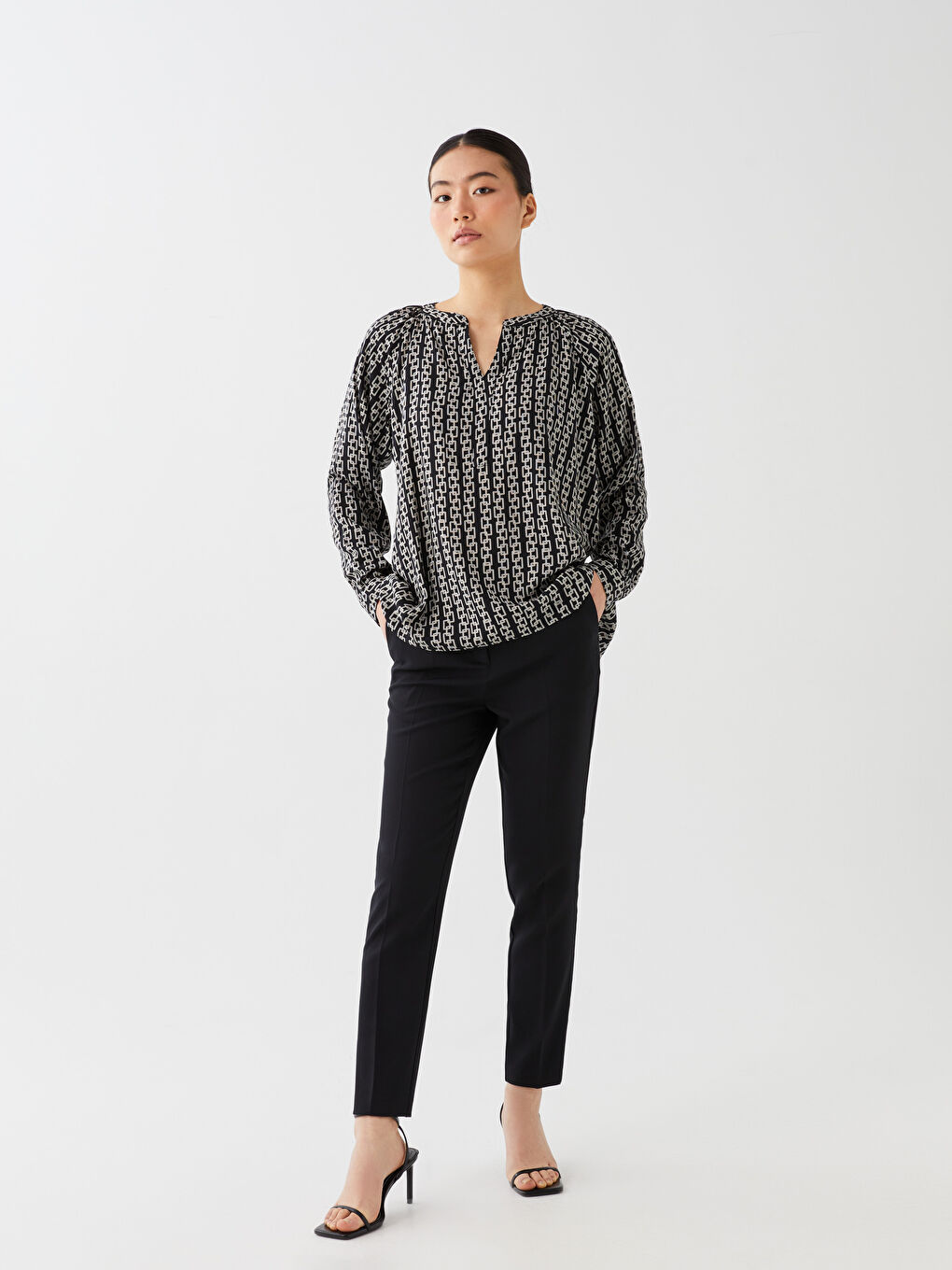 Bluză Supradimensionată cu Mânecă Lungă și Model, Decolteu în V pentru Femei-2