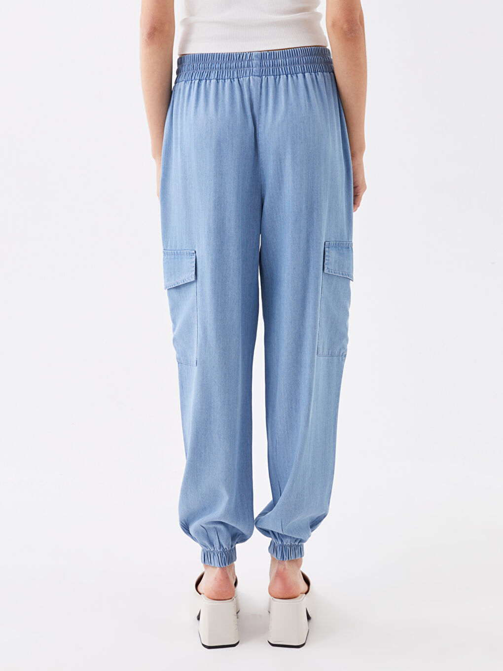 Джоггеры женские с эластичным поясом и карманами-4