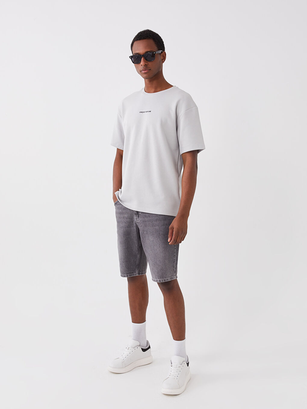 Gri Bisiklet Yaka Kısa Kollu Baskılı Erkek Sweatshirt-2