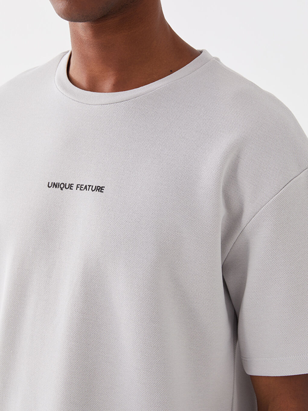 Gri Bisiklet Yaka Kısa Kollu Baskılı Erkek Sweatshirt-3