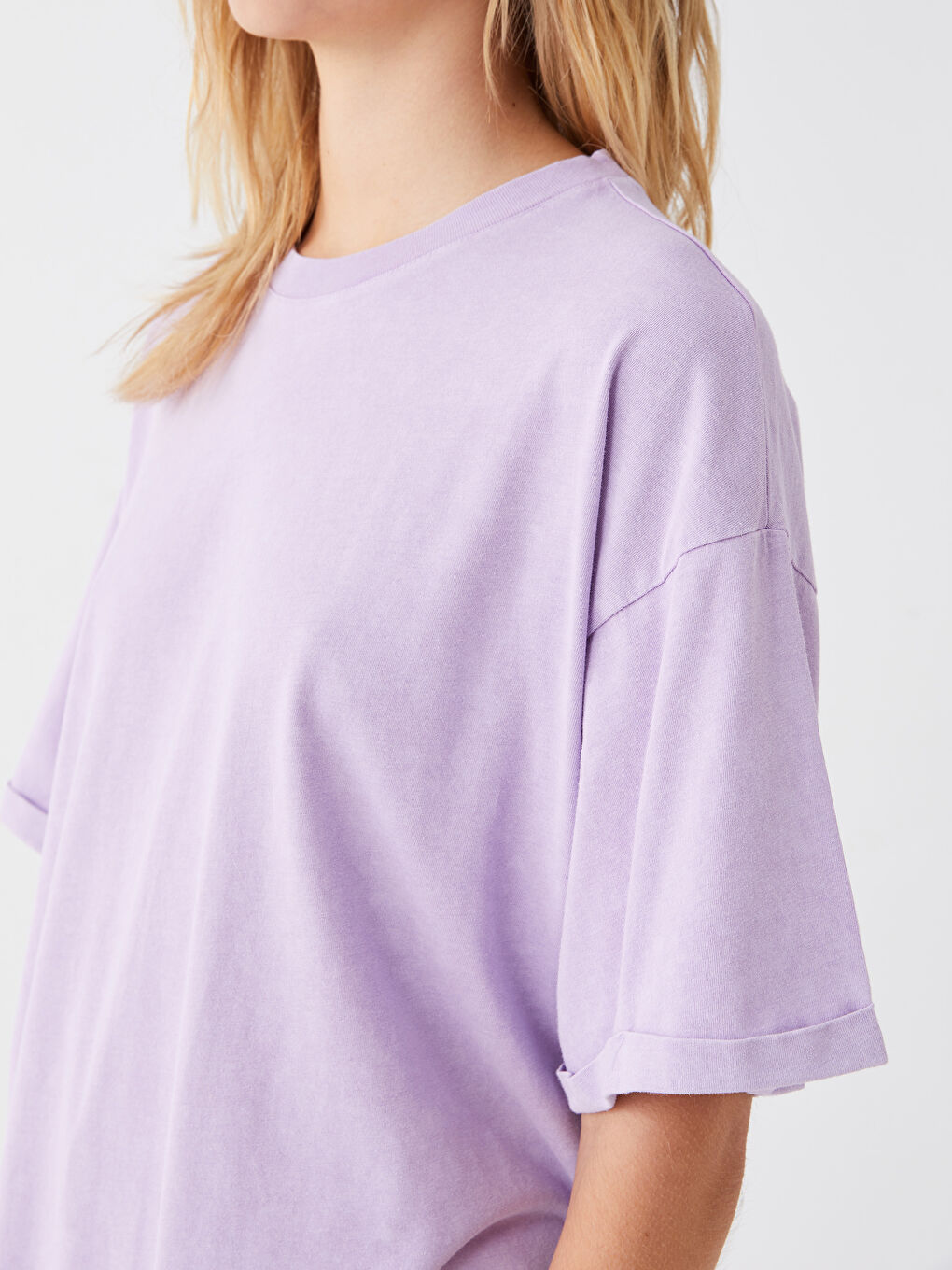 Lila Bisiklet Yaka Düz Kısa Kollu Oversize Kadın Tişört-3