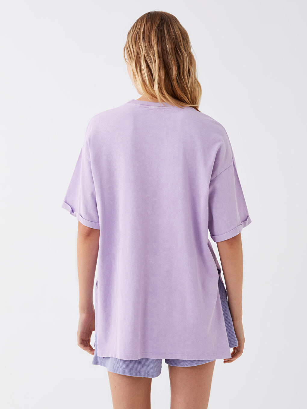 Lila Bisiklet Yaka Düz Kısa Kollu Oversize Kadın Tişört-4