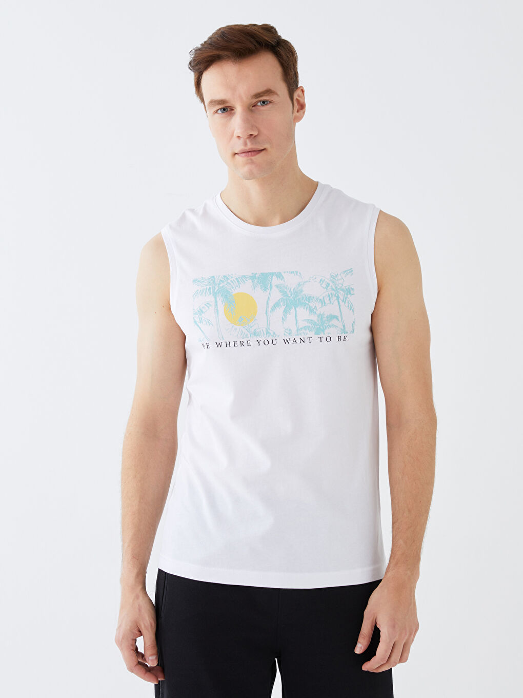 تيشيرت بدون أكمام مطبوع بياقة دائرية جيرسي للرجال