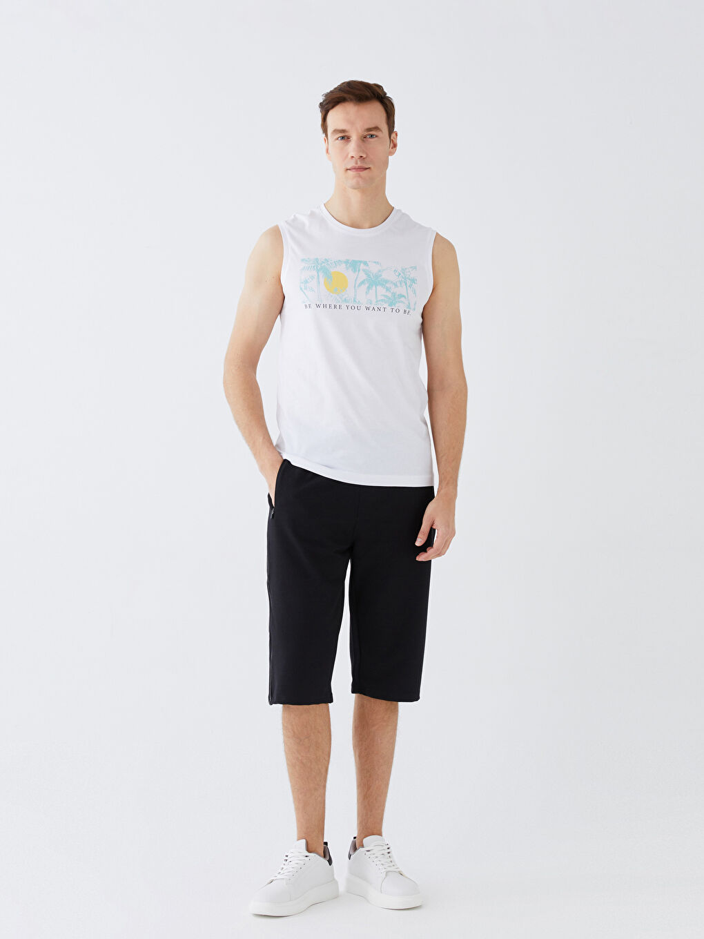 تيشيرت بدون أكمام مطبوع بياقة دائرية جيرسي للرجال-1