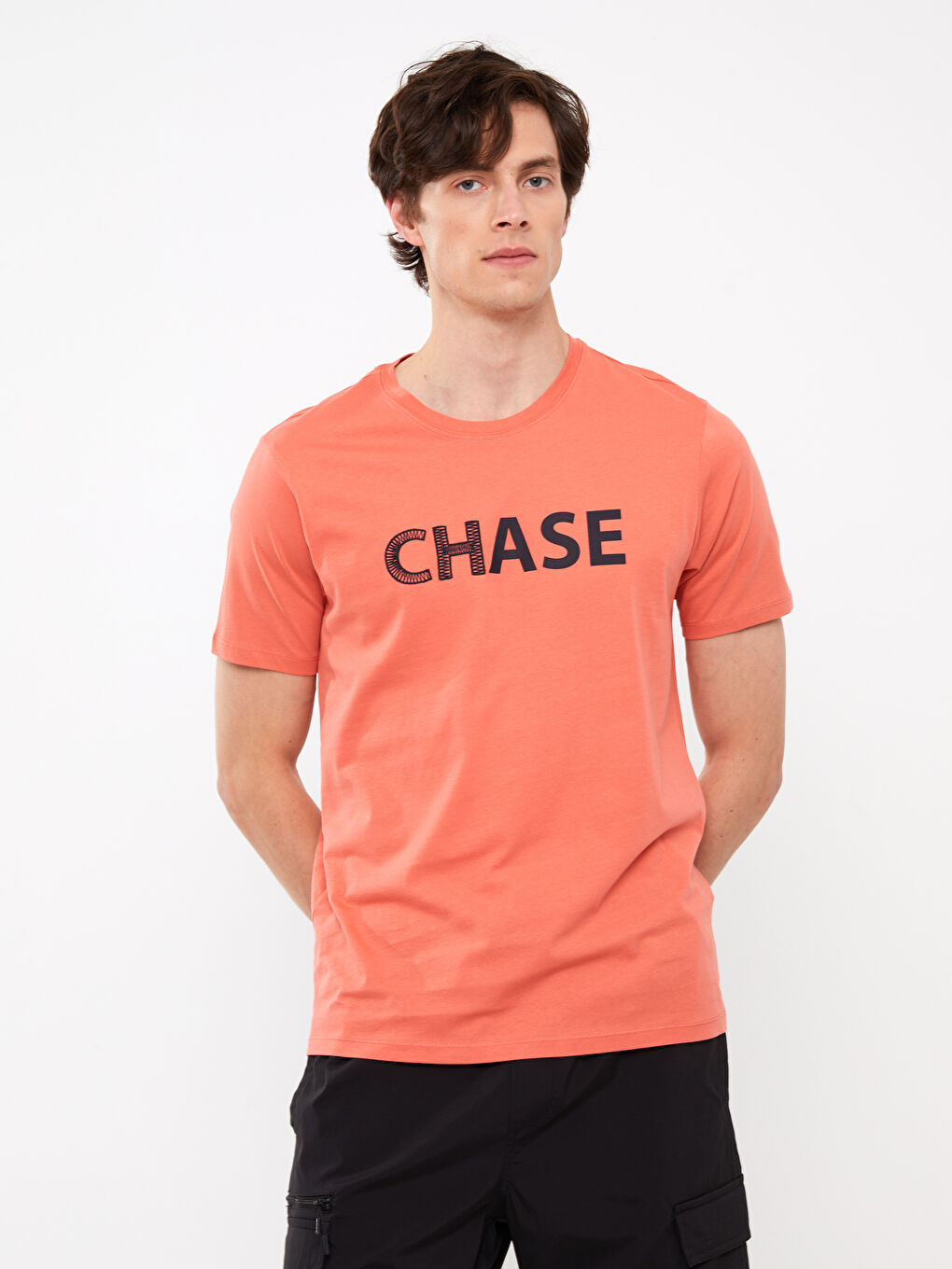 تيشيرت رجالي ياقة دائرية كم قصير مطبوع قطن ممشط