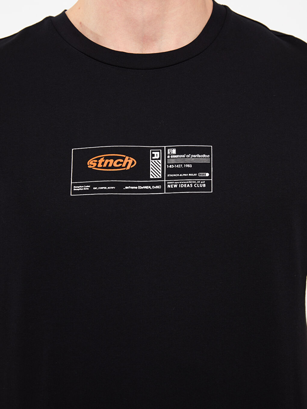 Siyah Bisiklet Yaka Kısa Kollu Baskılı Penye Erkek Tişört-3