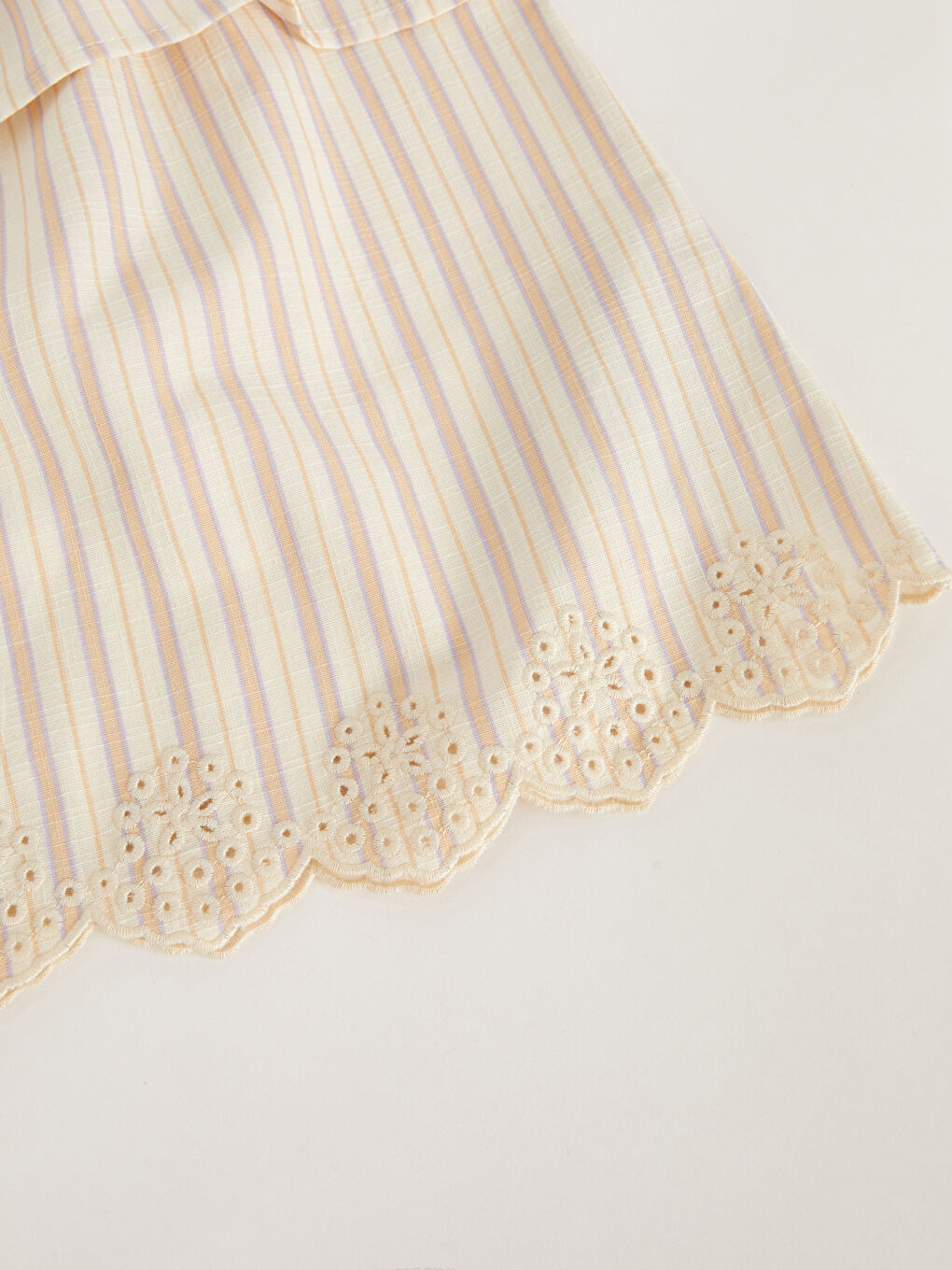 بلوزة وشورت مخطط بياقة مربعة لبنات رضع - طقم 2 قطع-6