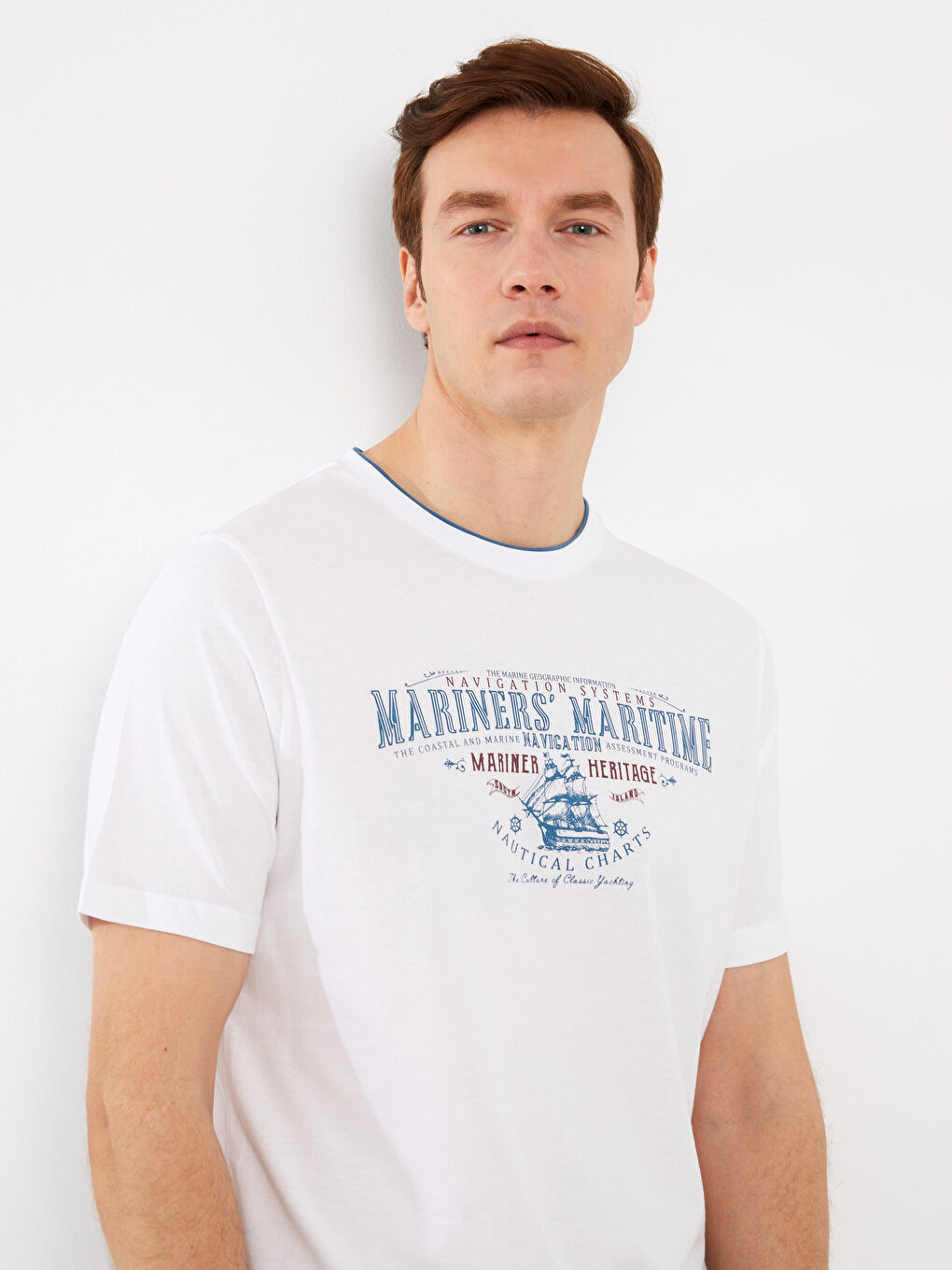 T-shirt pour hommes en coton peigné imprimé à manches courtes et col rond-1