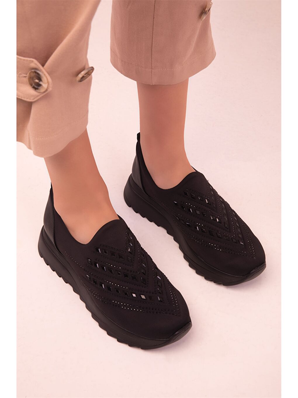 Siyah Kadın Spor Ayakkabı-3