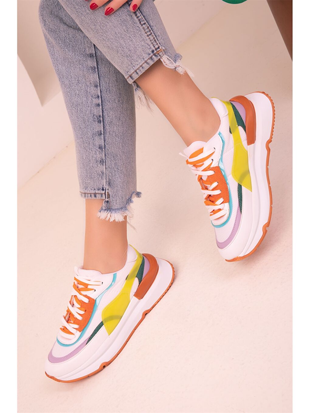 Karışık Bağcıklı Spor Ayakkabı