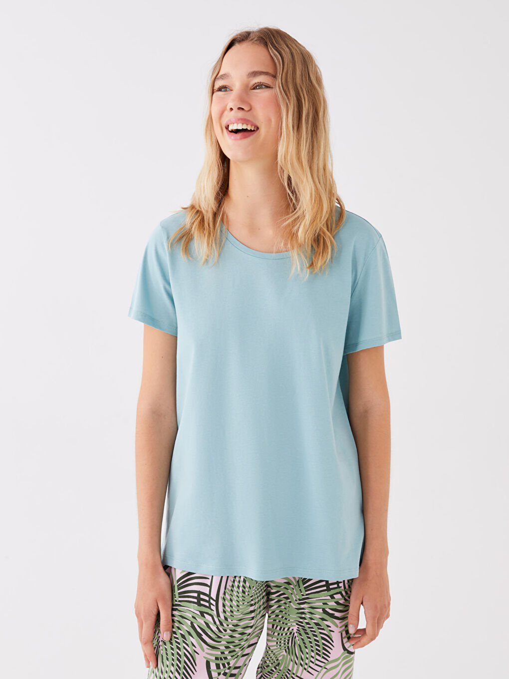 Crew Neck Plain Short Sleeve Women's Pyjama Set-1