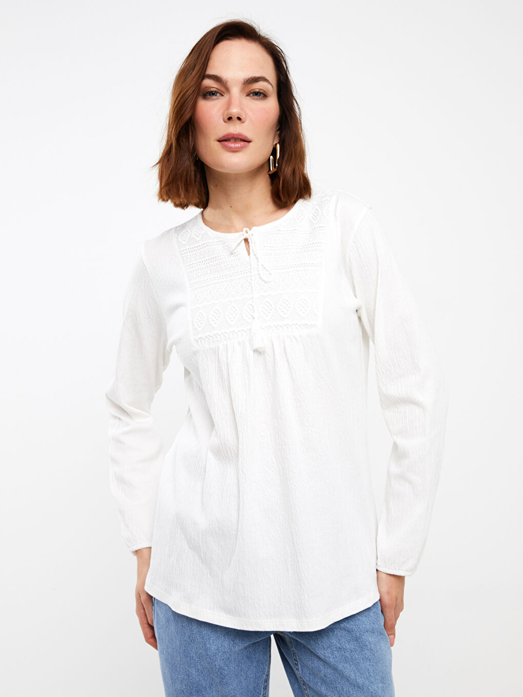LCW Grace Bluza sa kragnom na vezanje, vezena, dugih rukava za žene -S3IK48Z8-EEW