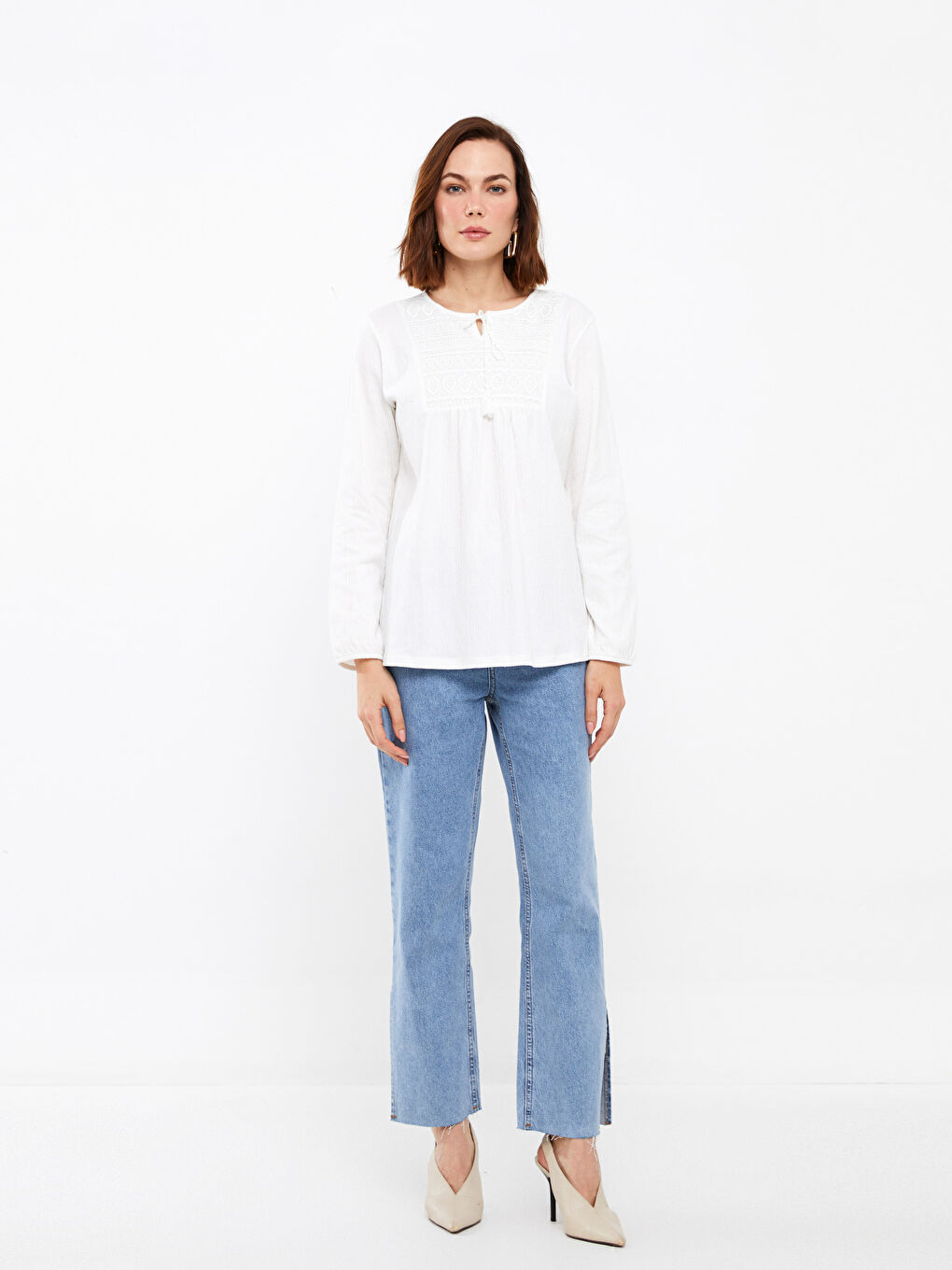 LCW Grace Bluza sa kragnom na vezanje, vezena, dugih rukava za žene -S3IK48Z8-EEW