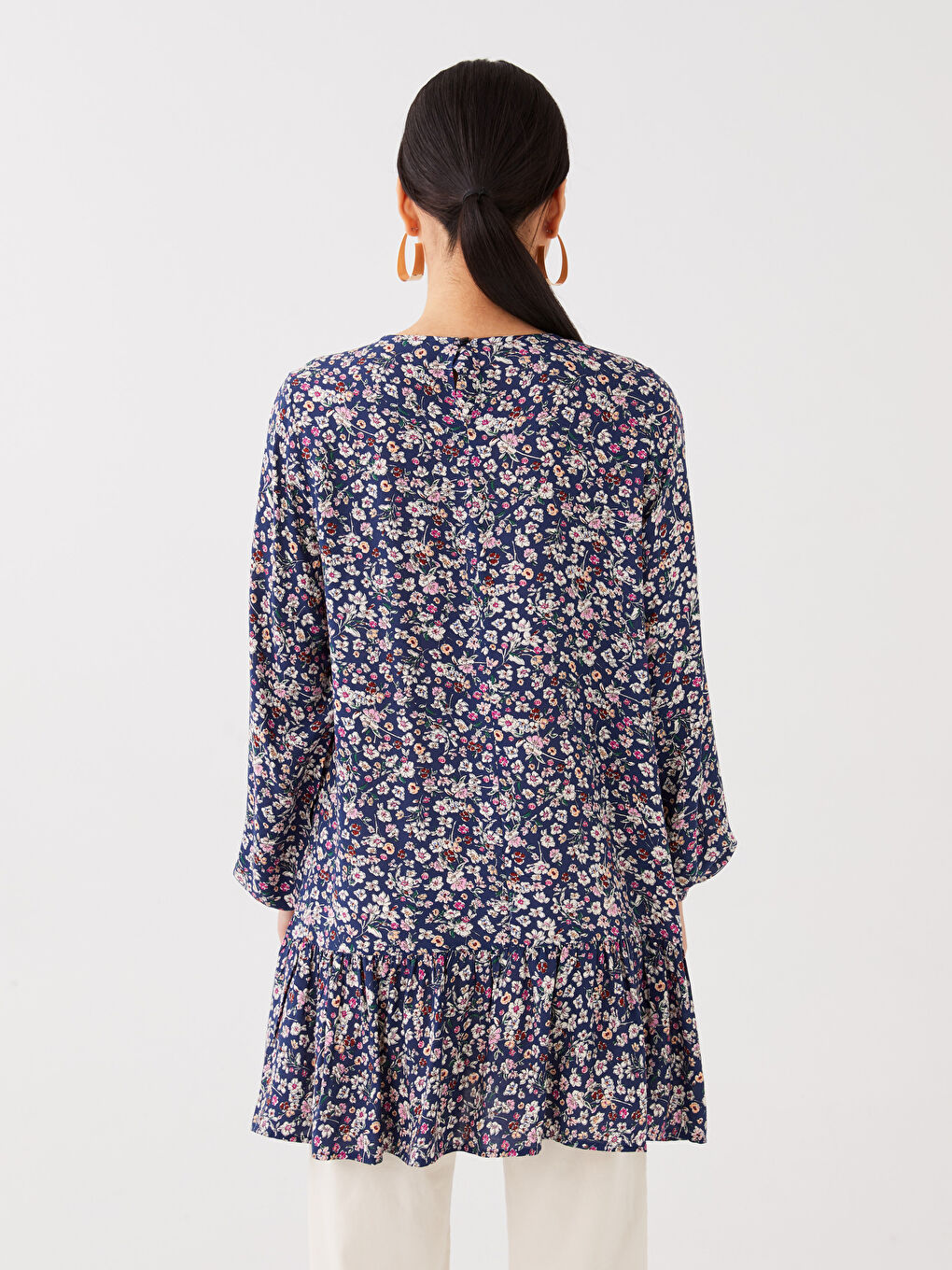 تونيك كم طويل مُزهر بياقة دائرية للسيدات-4