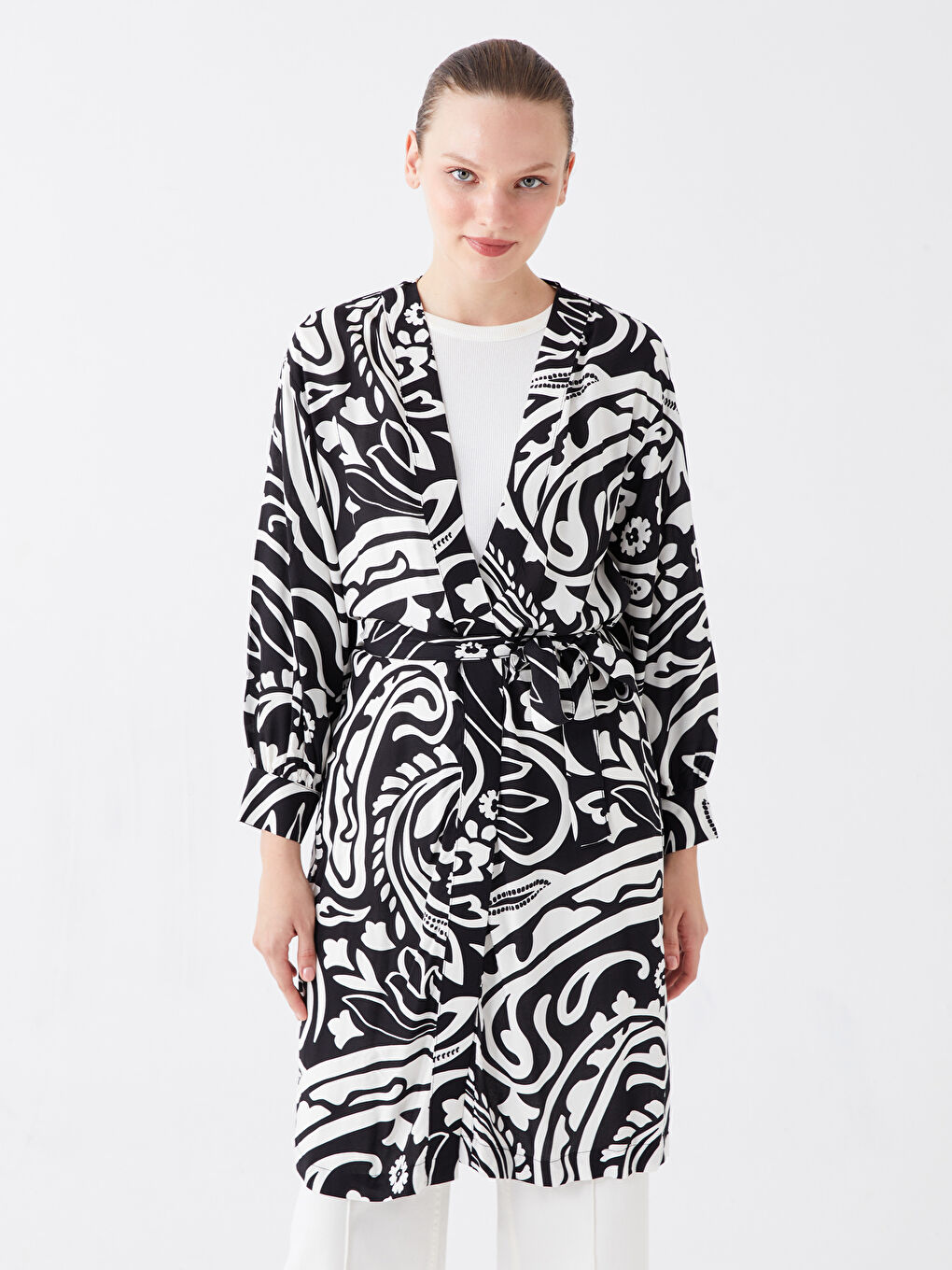 Siyah Şal Yaka Desenli Uzun Kollu Oversize Kadın Kimono-1