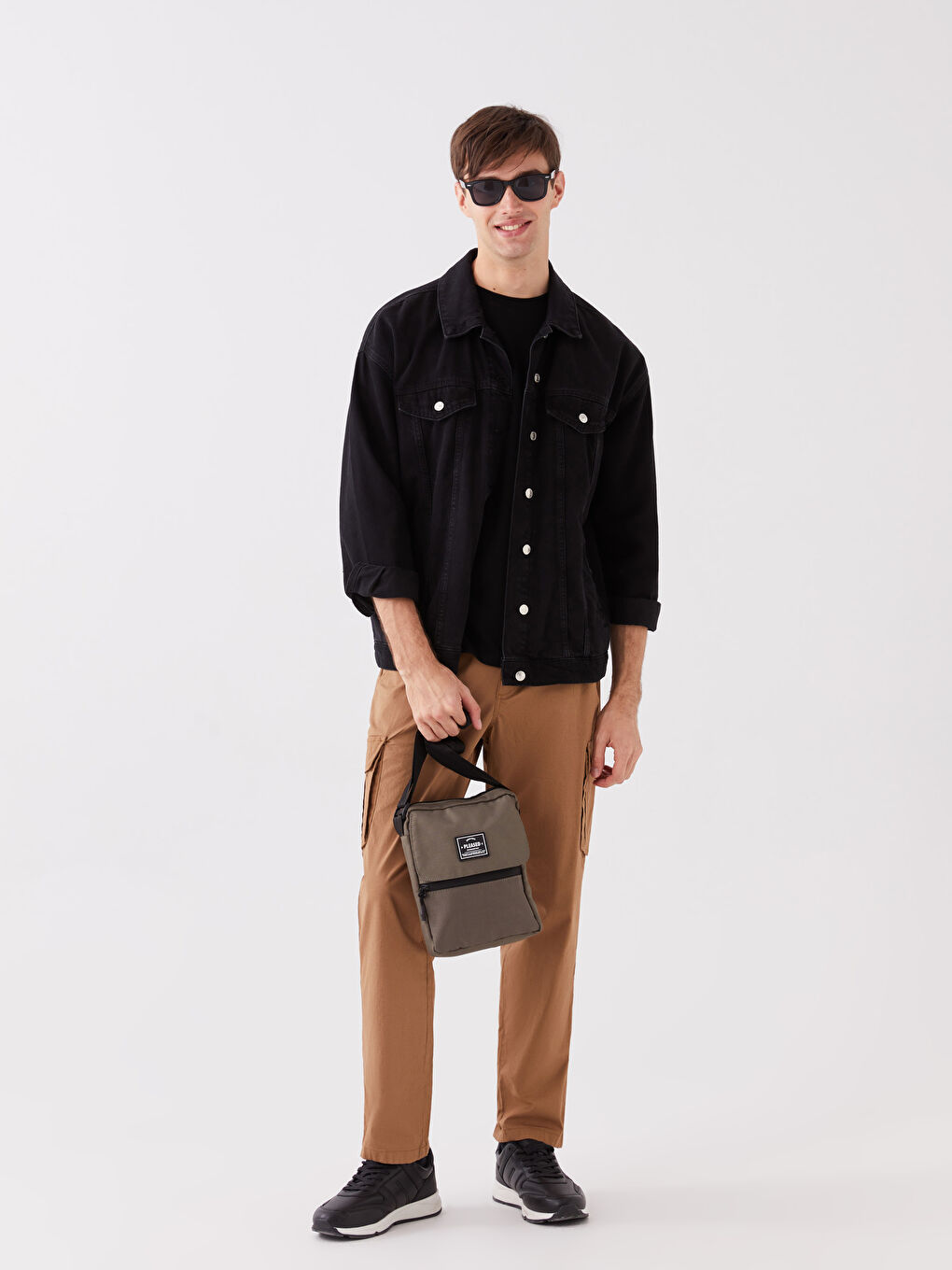 Label Detailed Men's Crossbody Bag-1