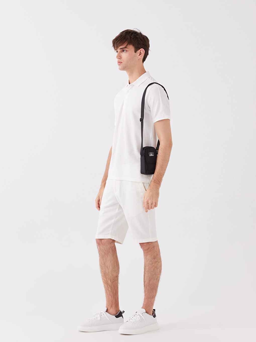 Label Printed Men's Phone Bag-1