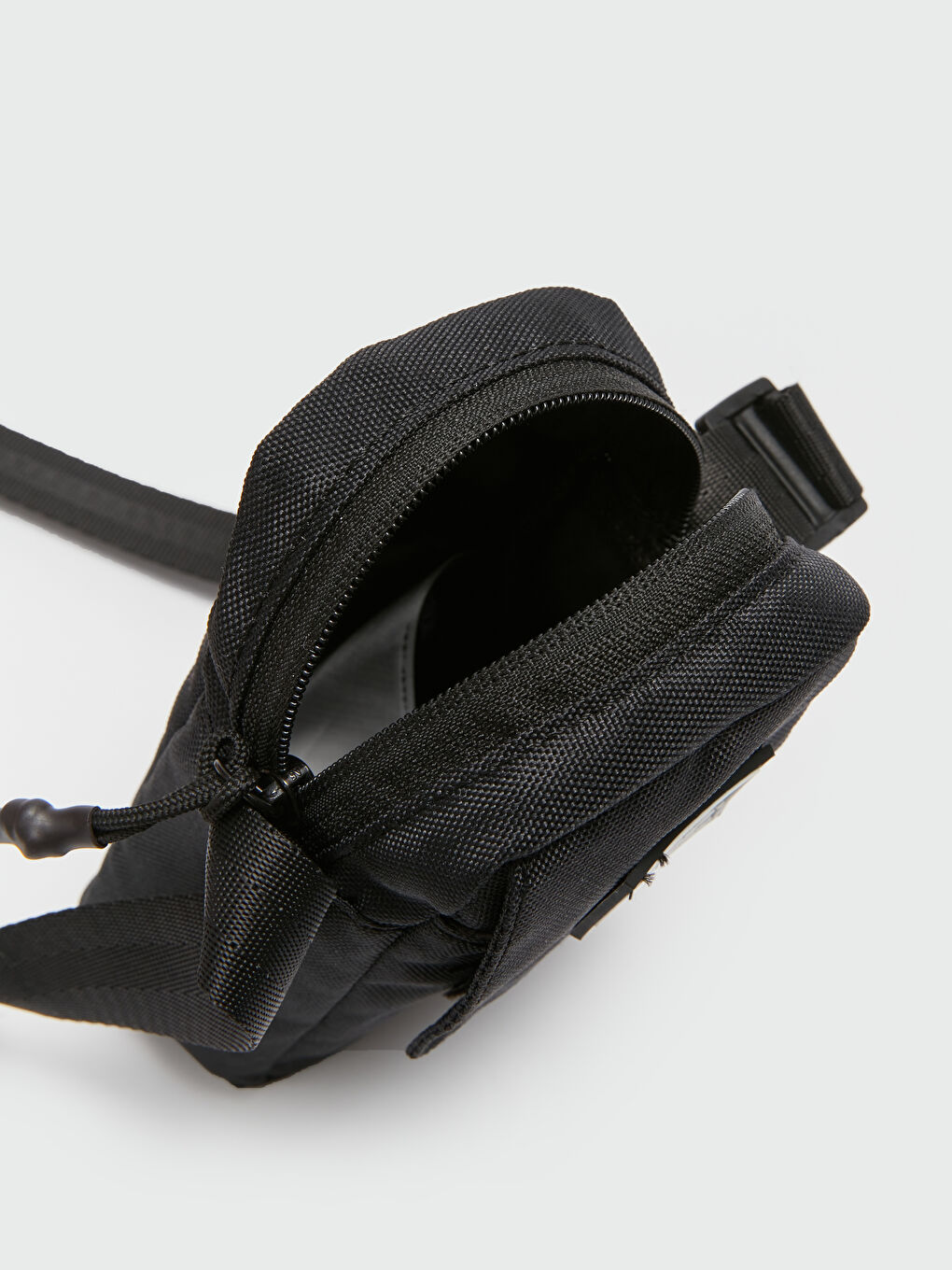 Label Printed Men's Phone Bag-4