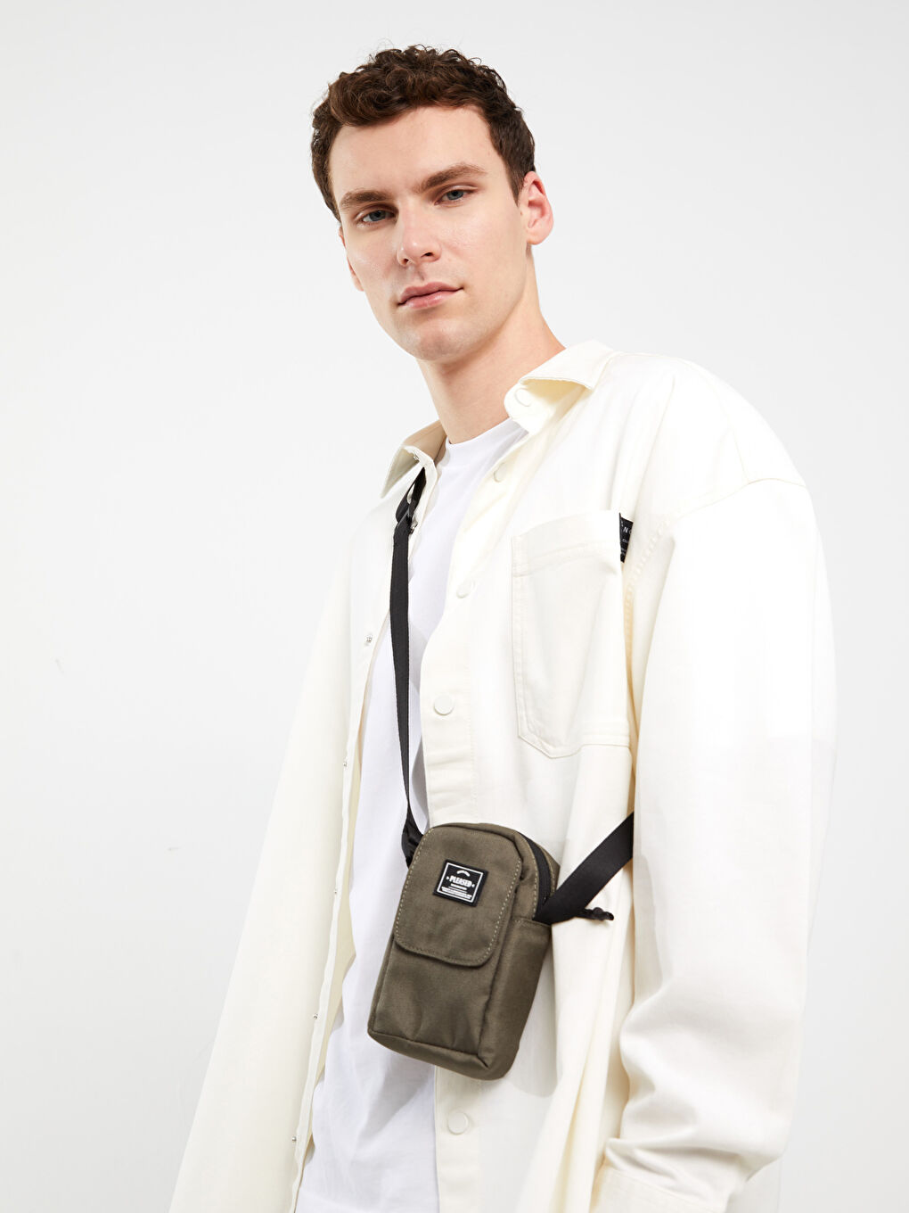 Label Printed Men's Phone Bag-1
