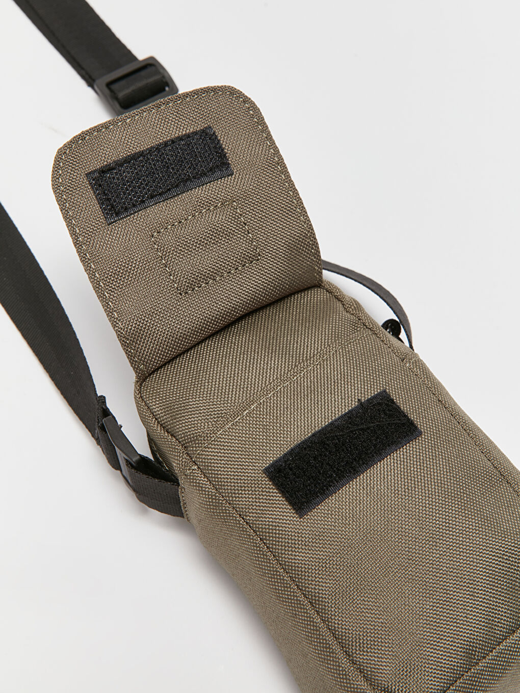 Label Printed Men's Phone Bag-5