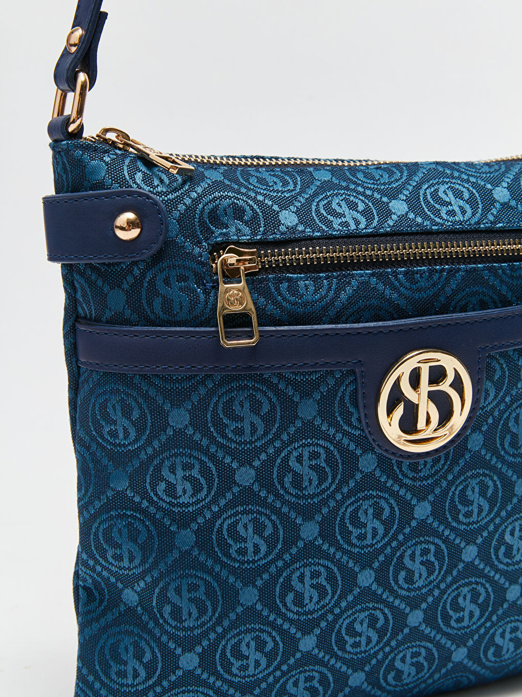 حقيبة كروس بودي منقوشة للسيدات-5