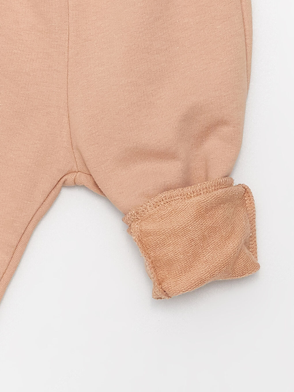 Bej Baskılı Erkek Bebek Yenidoğan Takım-4